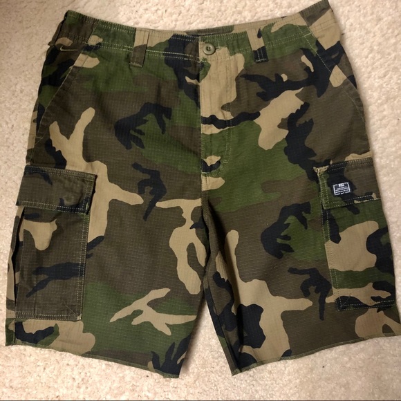 Nike camo cargo shorts Clearance